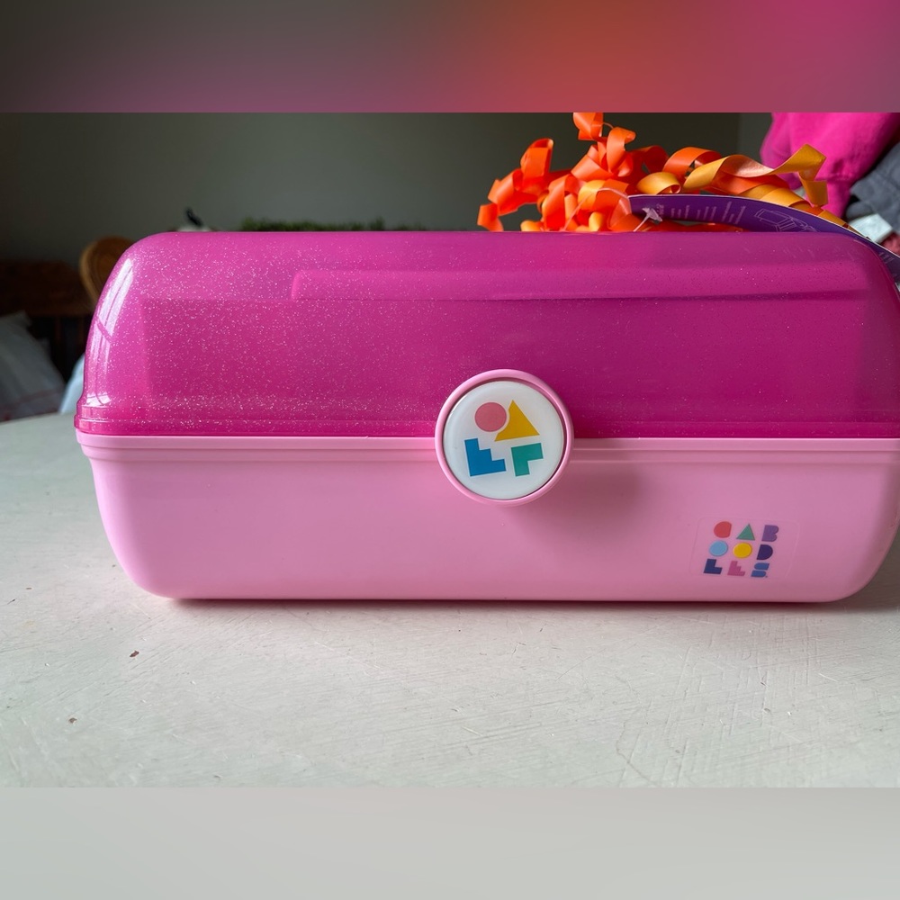 Caboodles girl on the go case organize